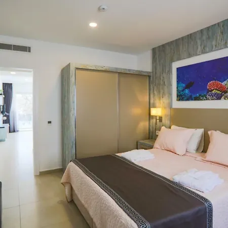 Victoria Suites فندق *