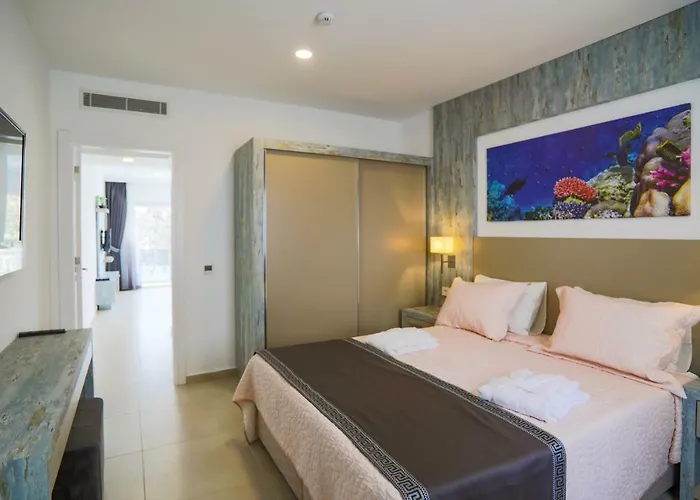 Victoria Suites فندق *